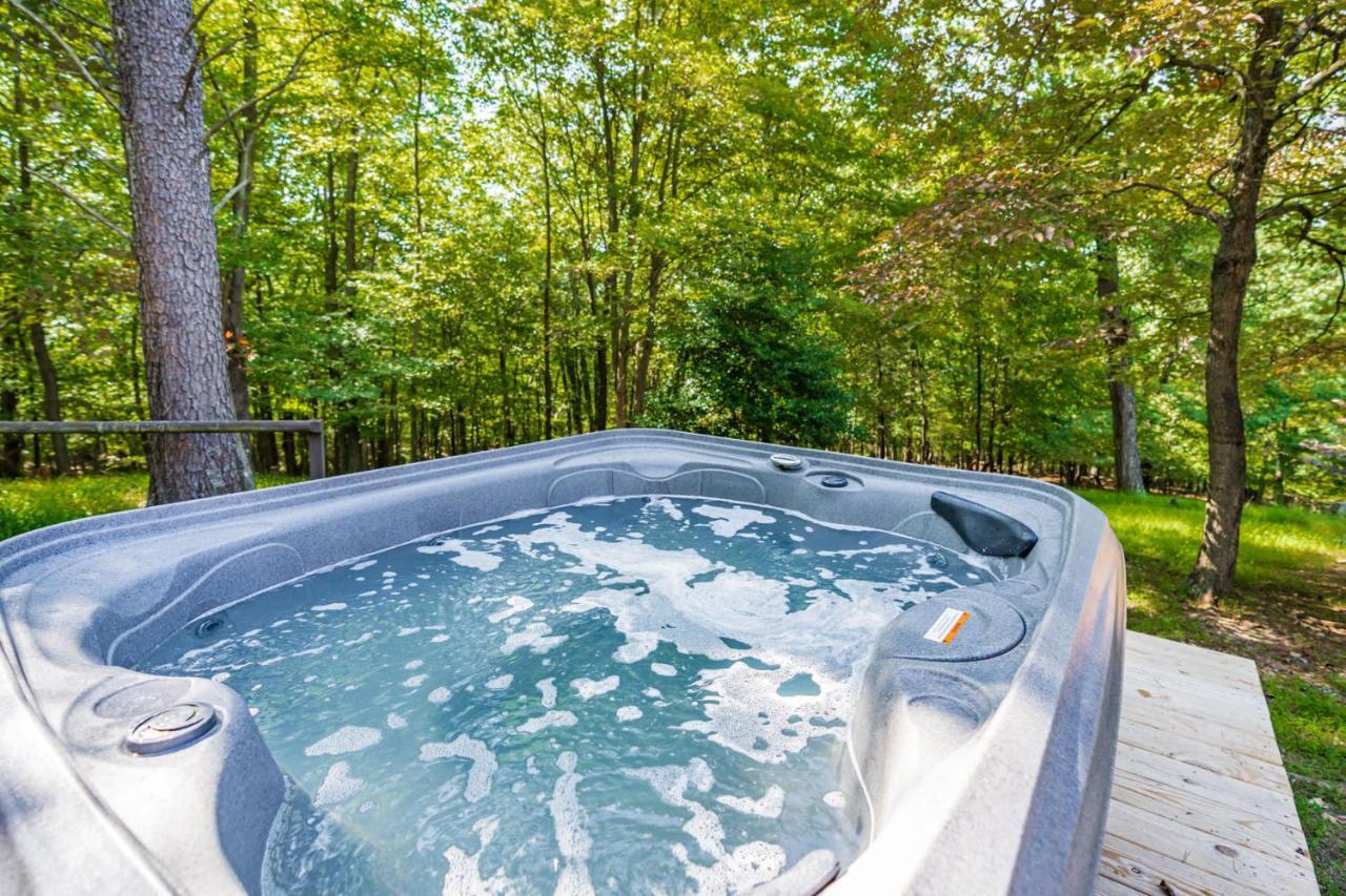 River Access Cabin With Hot Tub, Fire Pit, & Wifi! Morton Grove Exterior foto